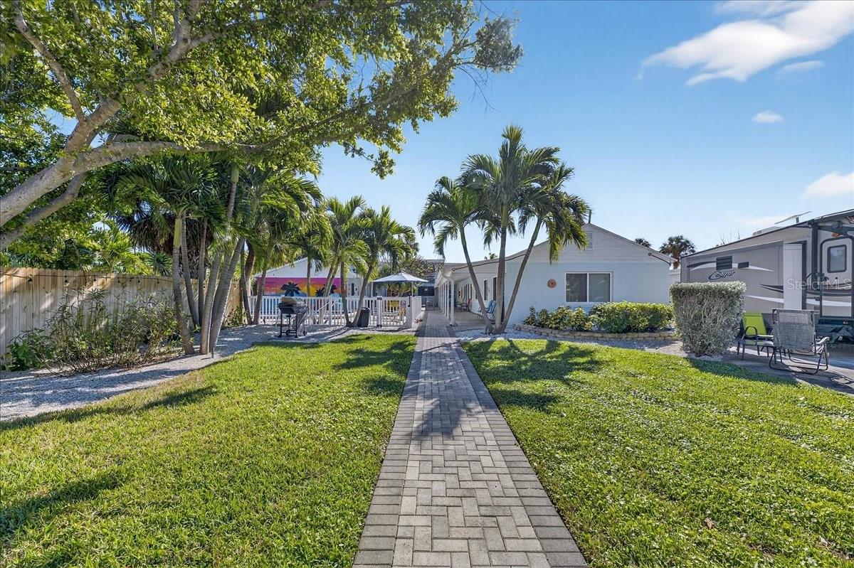 Image 23 of 84 For 523 72nd Avenue