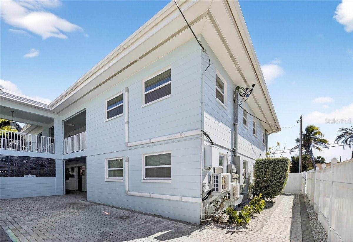 Image 64 of 84 For 523 72nd Avenue