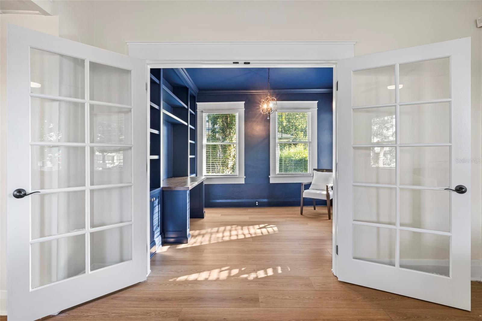 Image 12 of 33 For 5709 Suwanee Avenue