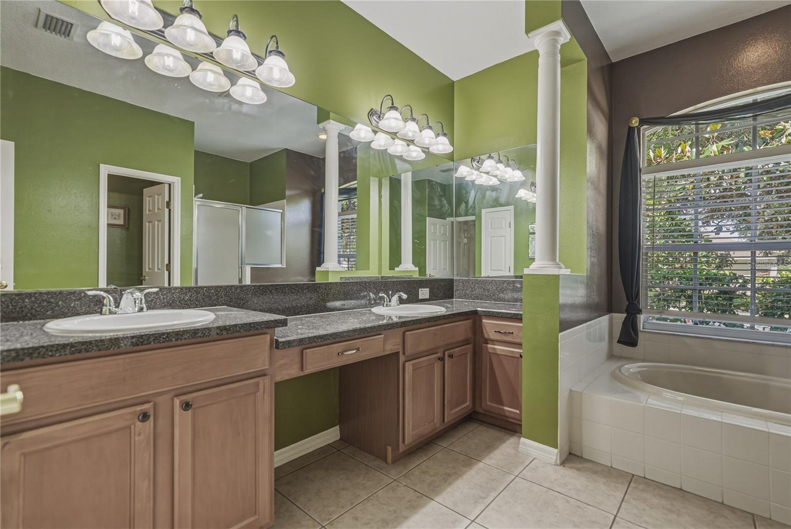 Image 20 of 54 For 1603 Grand Heritage Boulevard