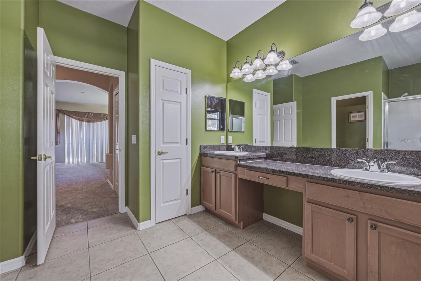 Image 21 of 54 For 1603 Grand Heritage Boulevard