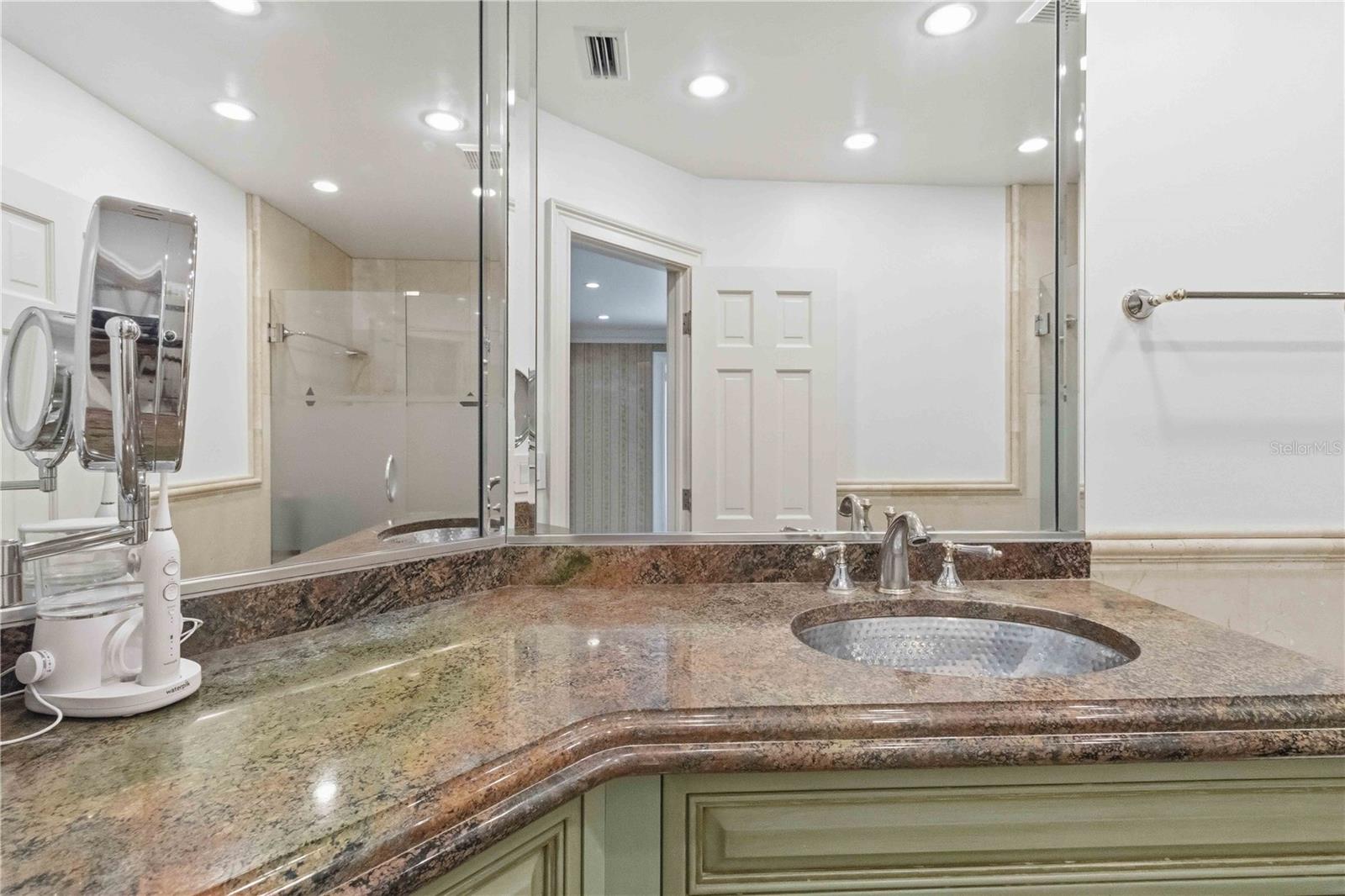 Image 26 of 43 For 5414 Crescent Drive