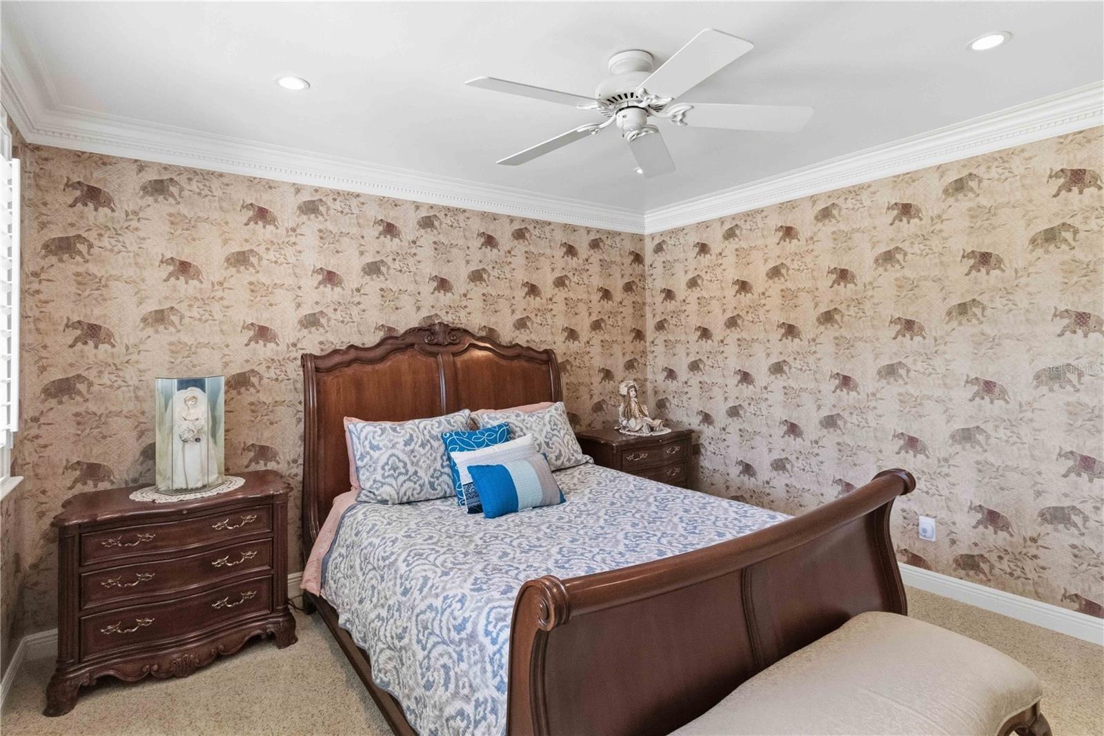 Image 28 of 43 For 5414 Crescent Drive