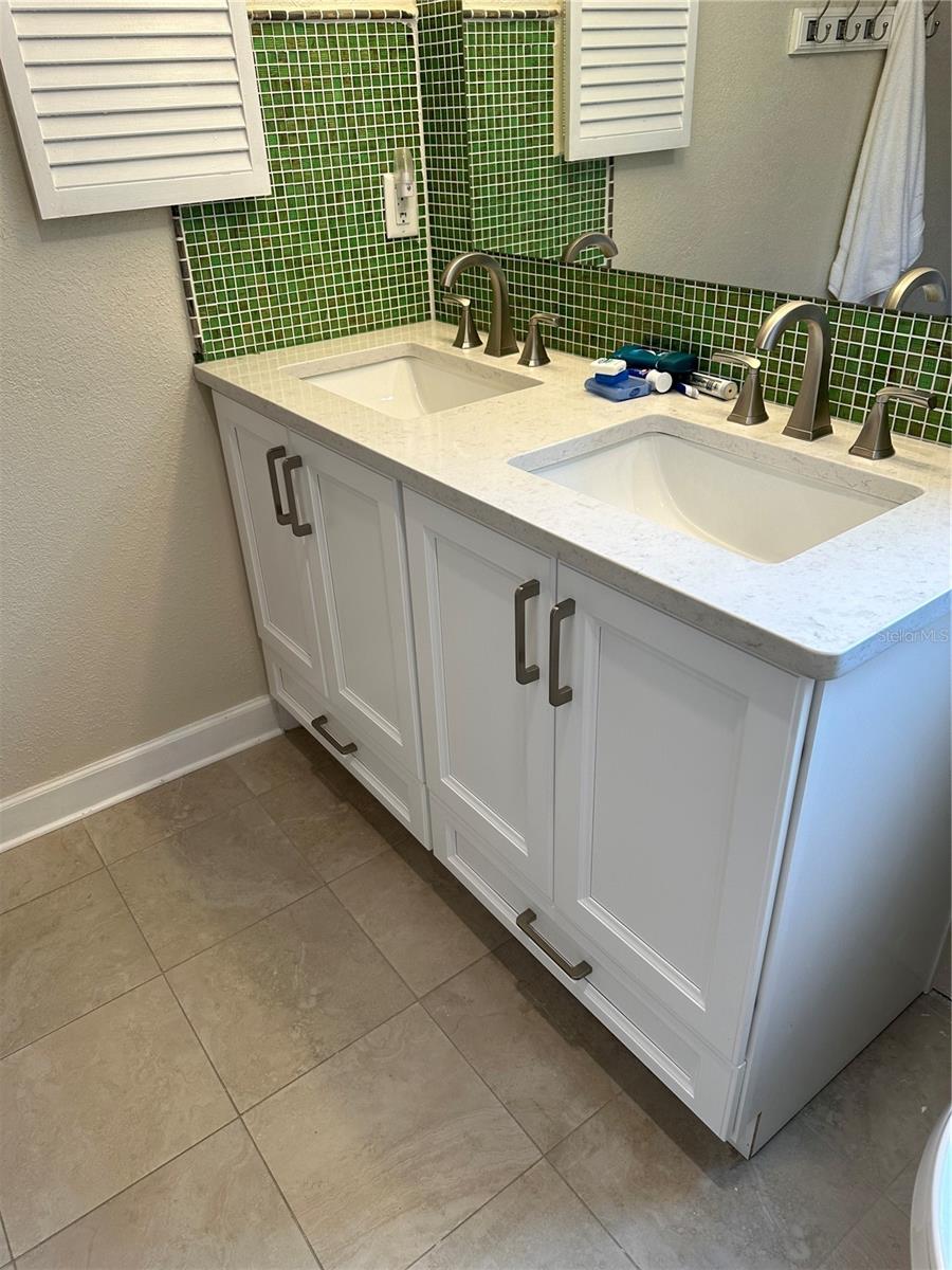 Image 14 of 27 For 745 Eldorado Avenue