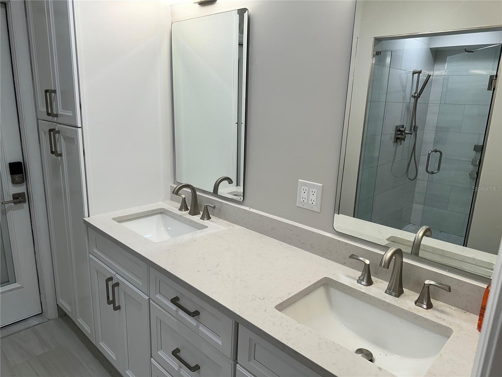 Image 18 of 27 For 745 Eldorado Avenue