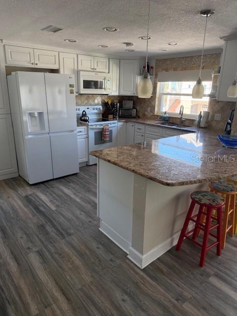 Image 2 of 27 For 745 Eldorado Avenue