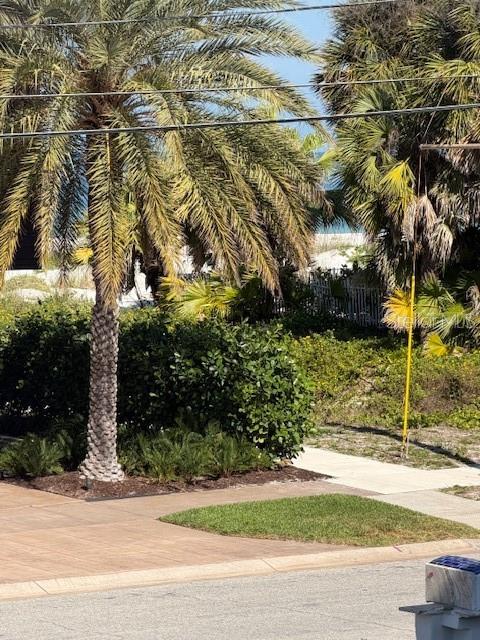 Image 25 of 27 For 745 Eldorado Avenue