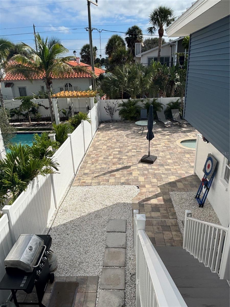 Image 26 of 27 For 745 Eldorado Avenue