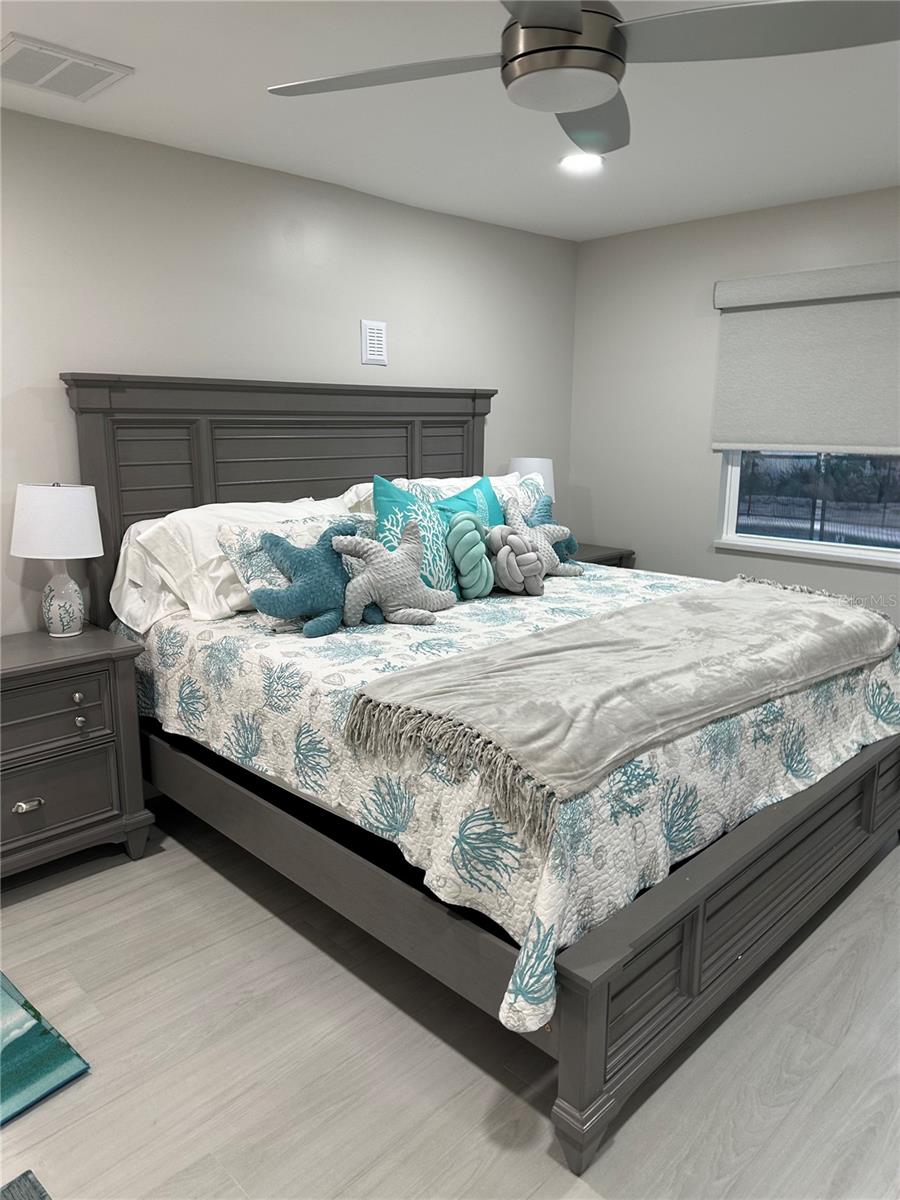 Image 9 of 27 For 745 Eldorado Avenue