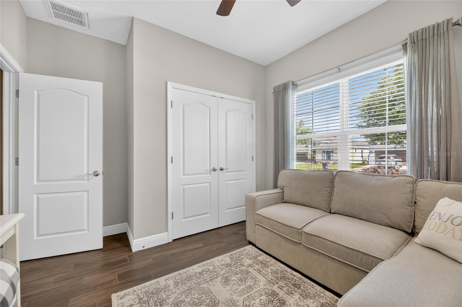 Image 6 of 49 For 14121 Carissa Meadows Court