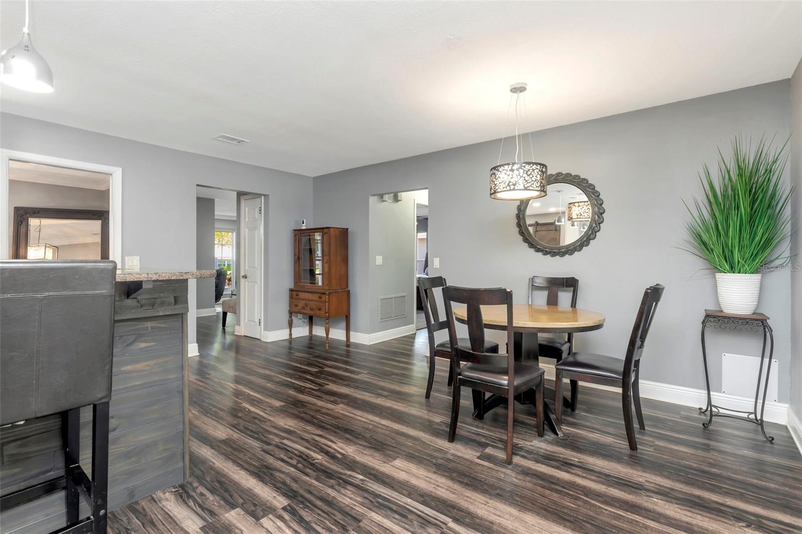 Image 13 of 51 For 1424 Stewart Boulevard