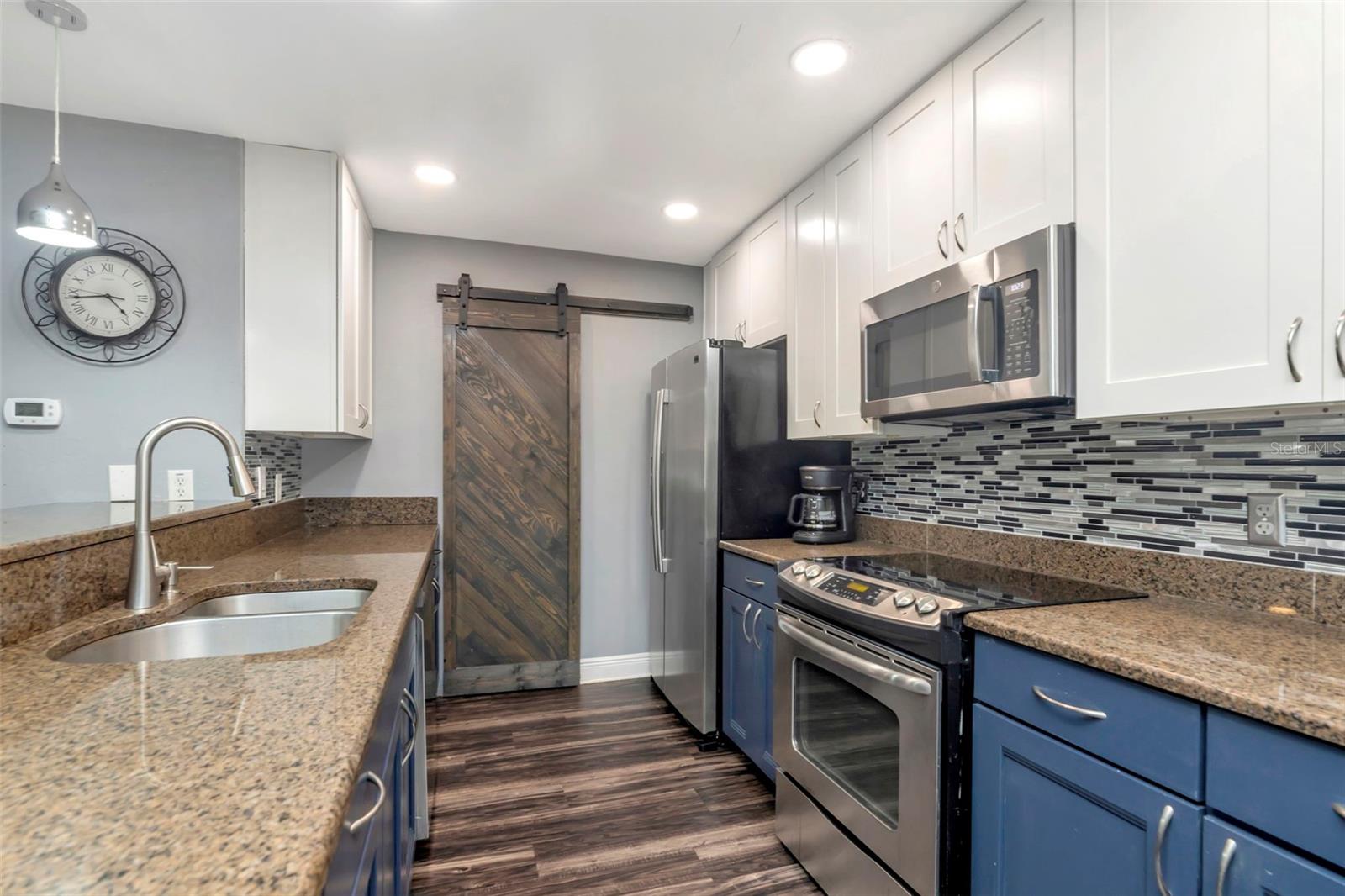 Image 16 of 51 For 1424 Stewart Boulevard