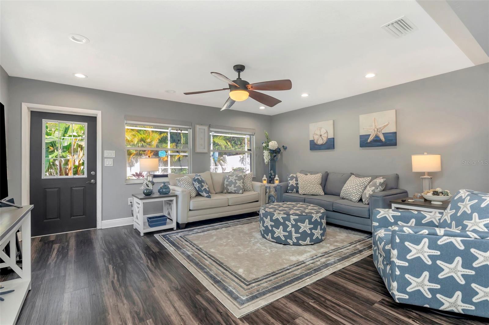 Image 18 of 51 For 1424 Stewart Boulevard