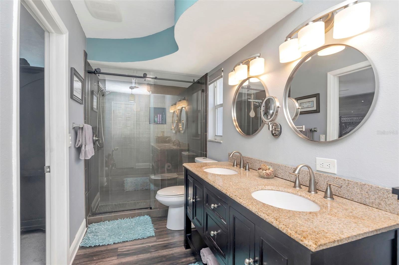 Image 26 of 51 For 1424 Stewart Boulevard