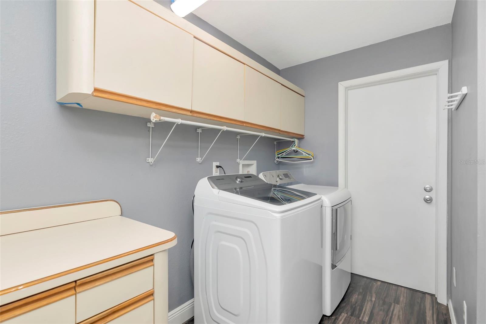 Image 28 of 51 For 1424 Stewart Boulevard