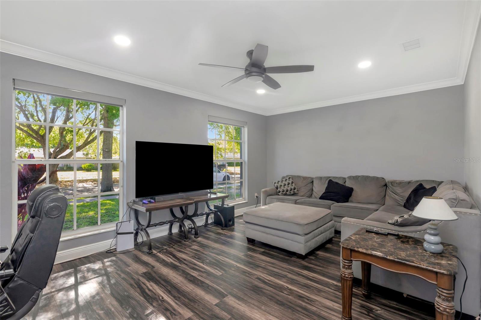 Image 6 of 51 For 1424 Stewart Boulevard