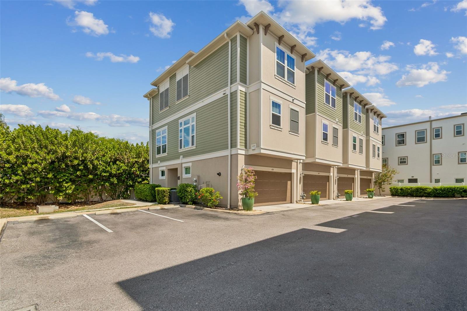 Image 32 of 32 For 426 Lincoln Avenue