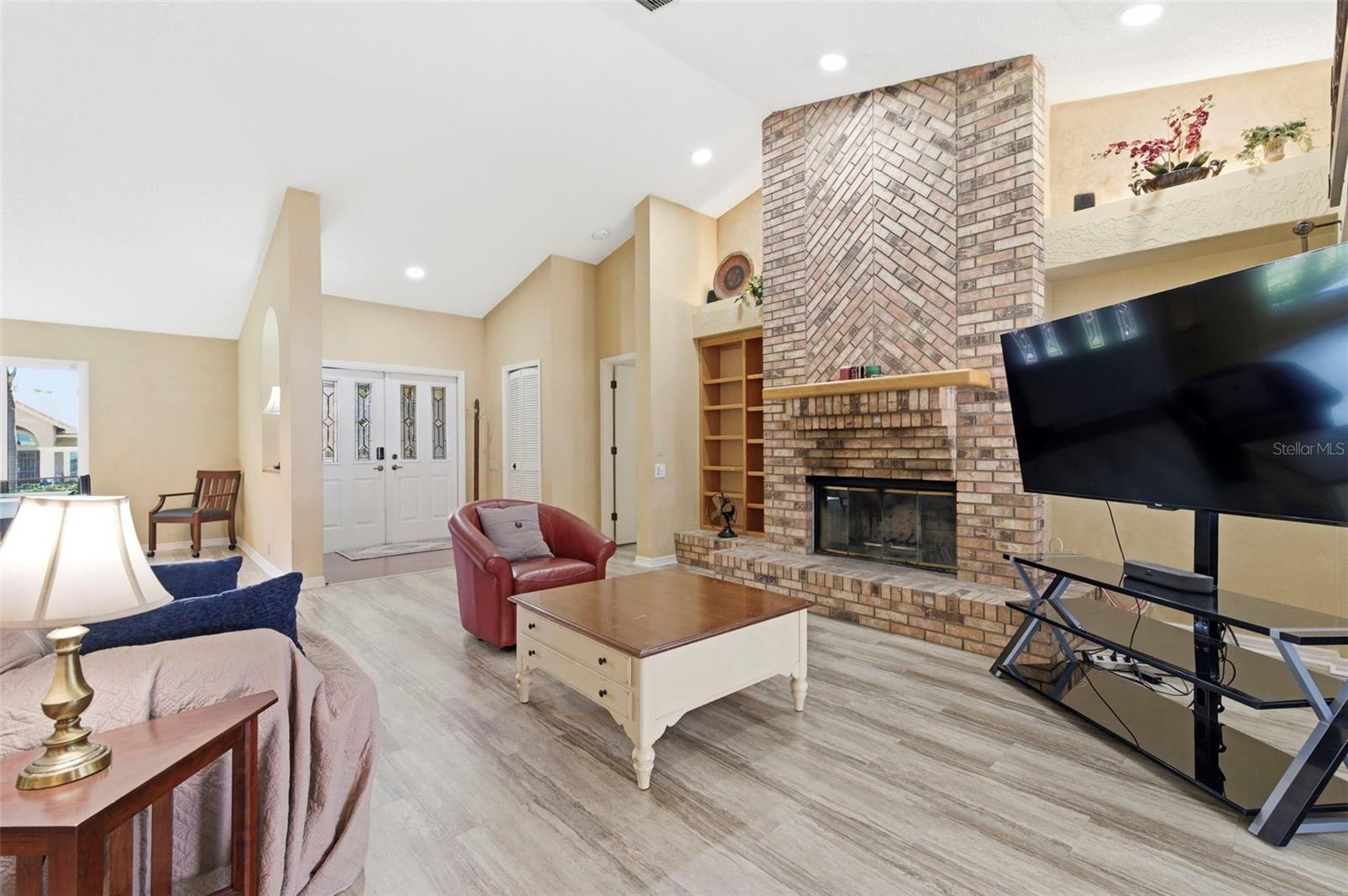 Image 11 of 58 For 2418 Anthony Avenue