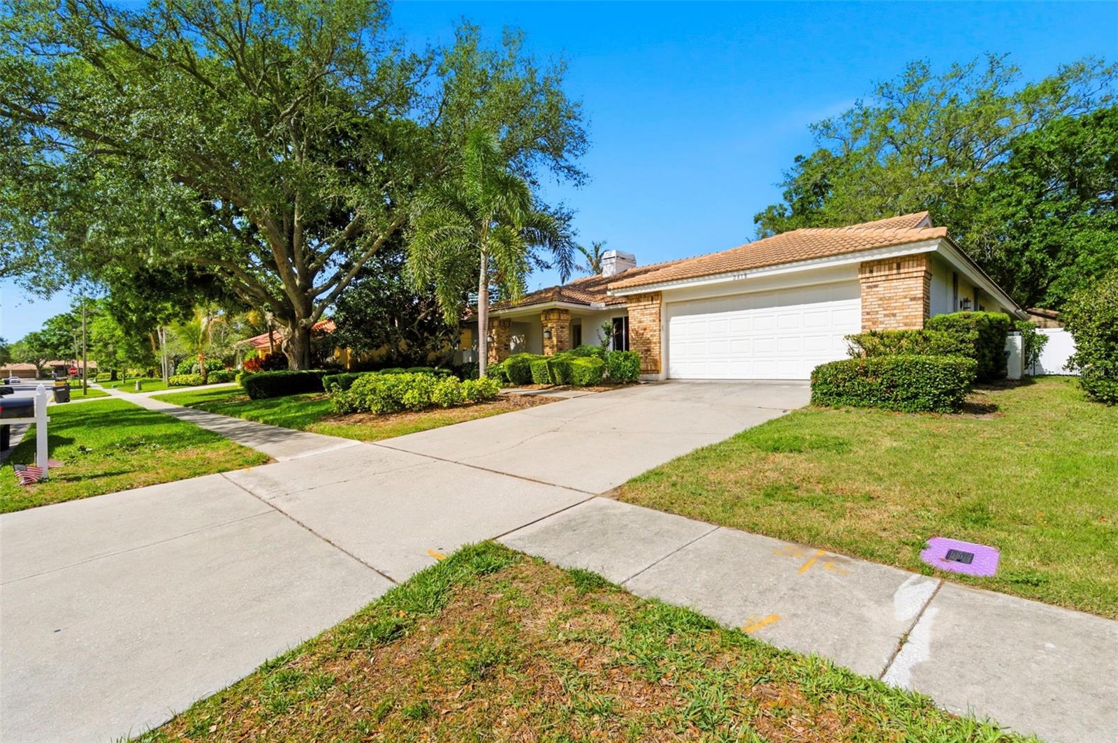 Image 4 of 58 For 2418 Anthony Avenue