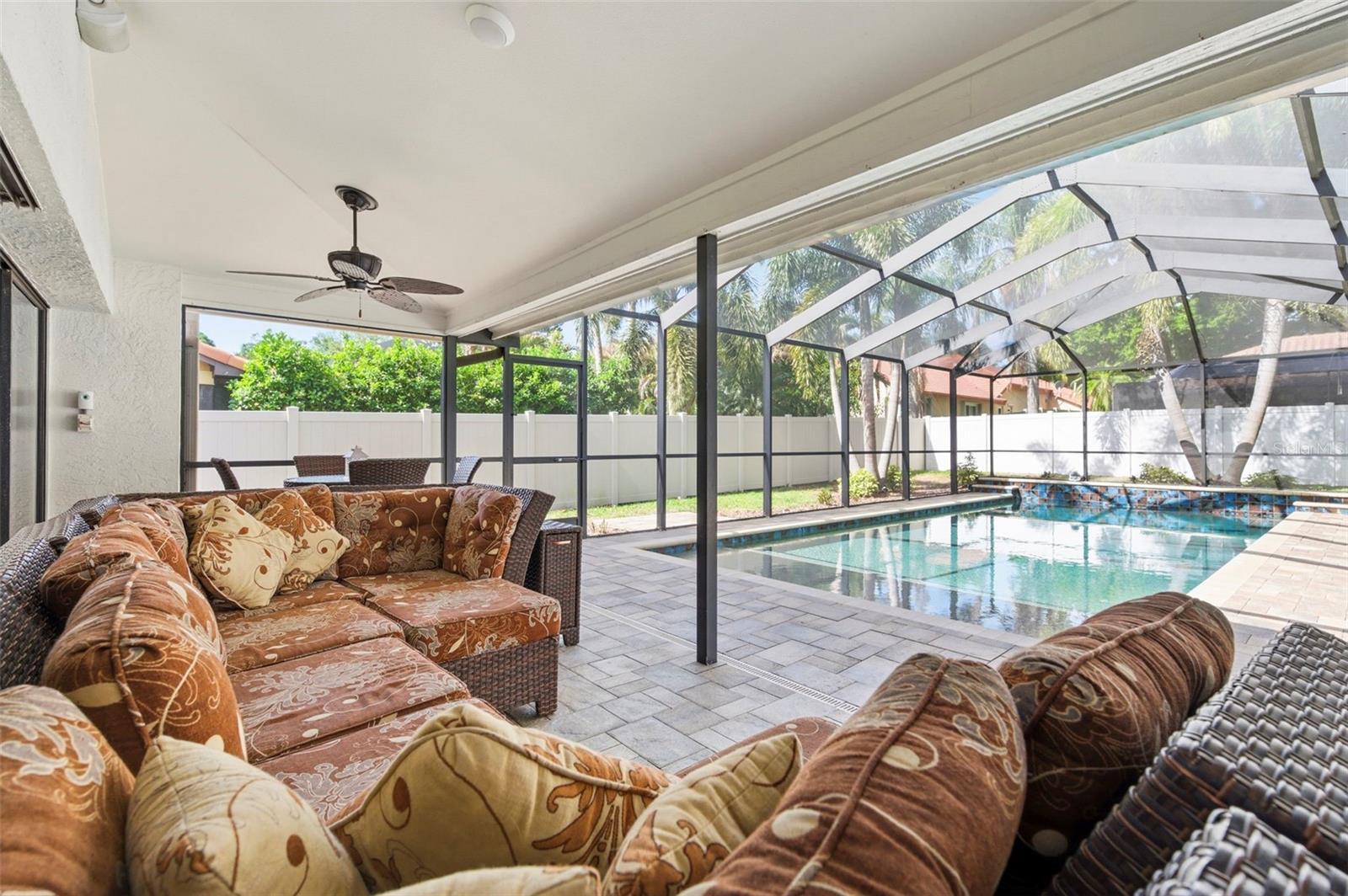 Image 41 of 58 For 2418 Anthony Avenue