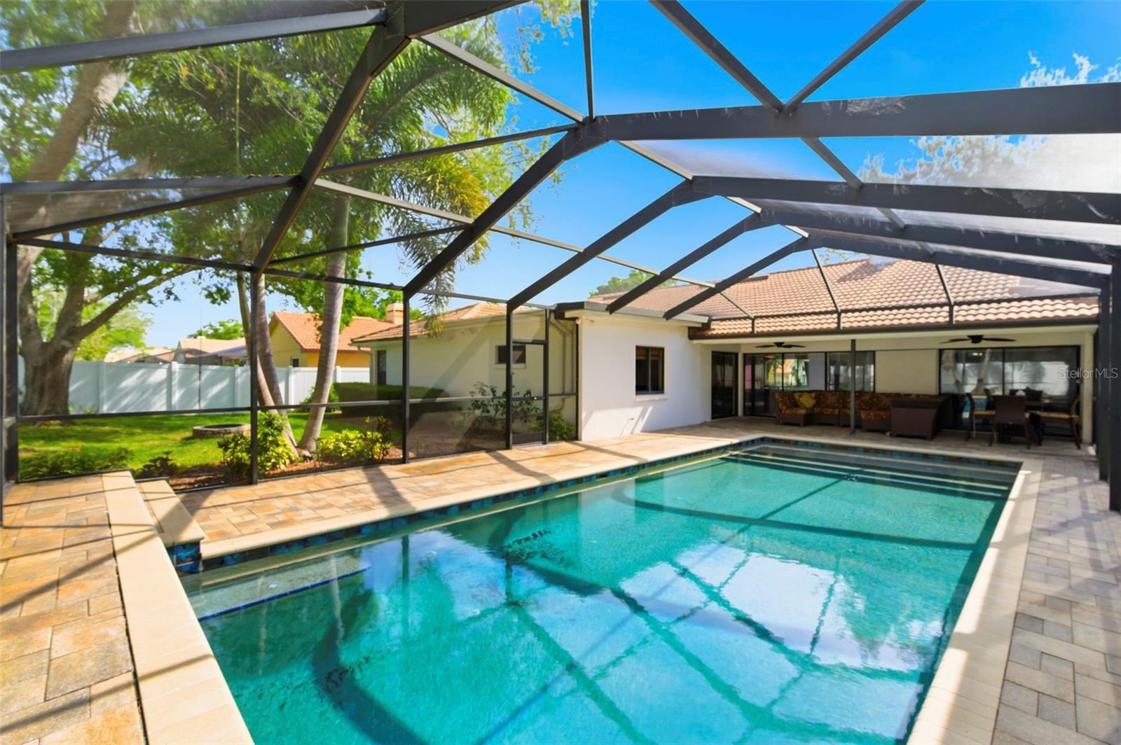 Image 47 of 58 For 2418 Anthony Avenue