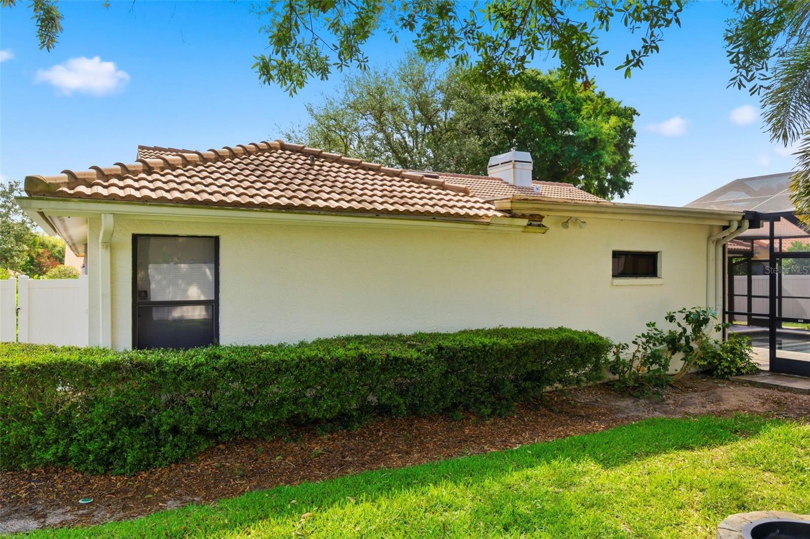 Image 50 of 58 For 2418 Anthony Avenue