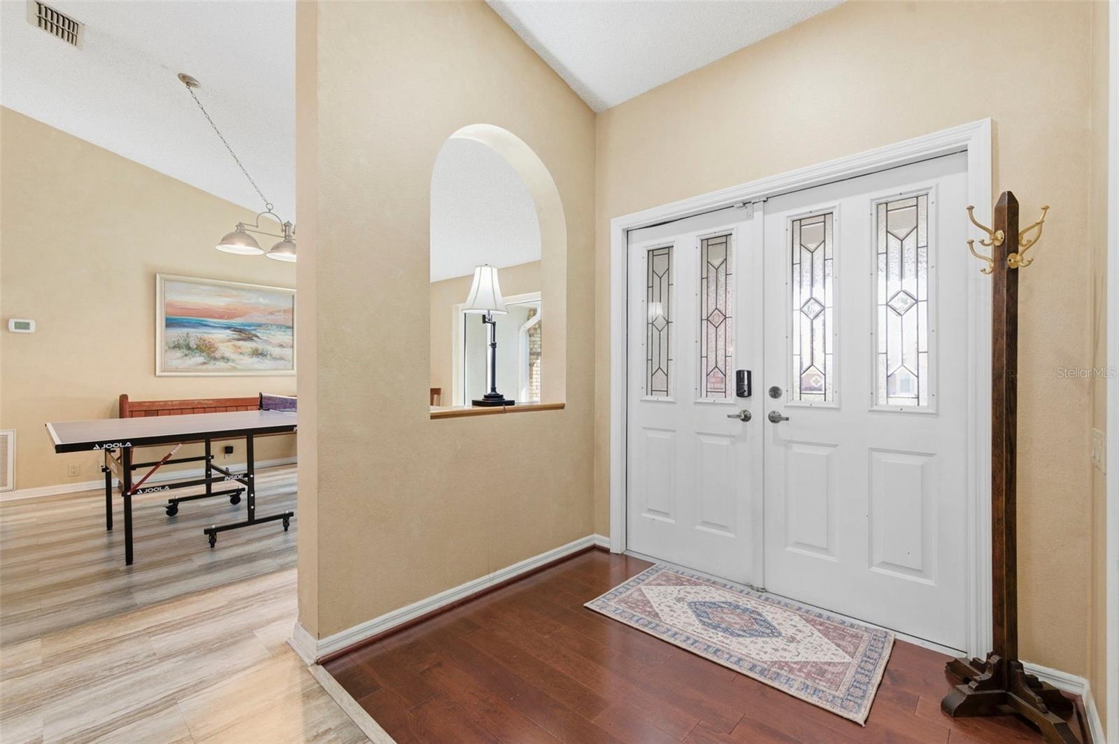 Image 6 of 58 For 2418 Anthony Avenue