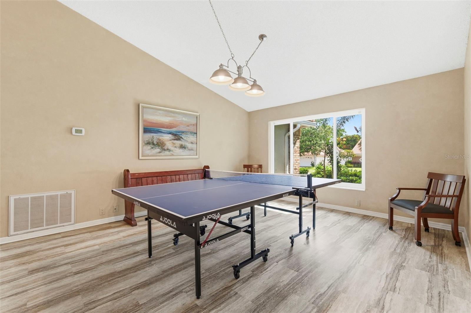 Image 7 of 58 For 2418 Anthony Avenue