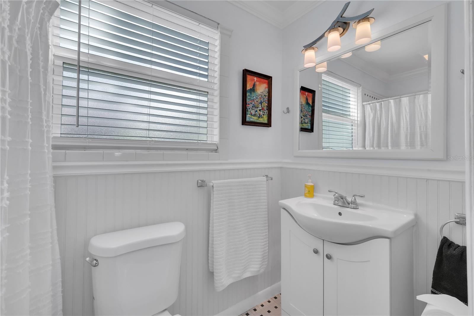 Image 17 of 24 For 812 Coral Street