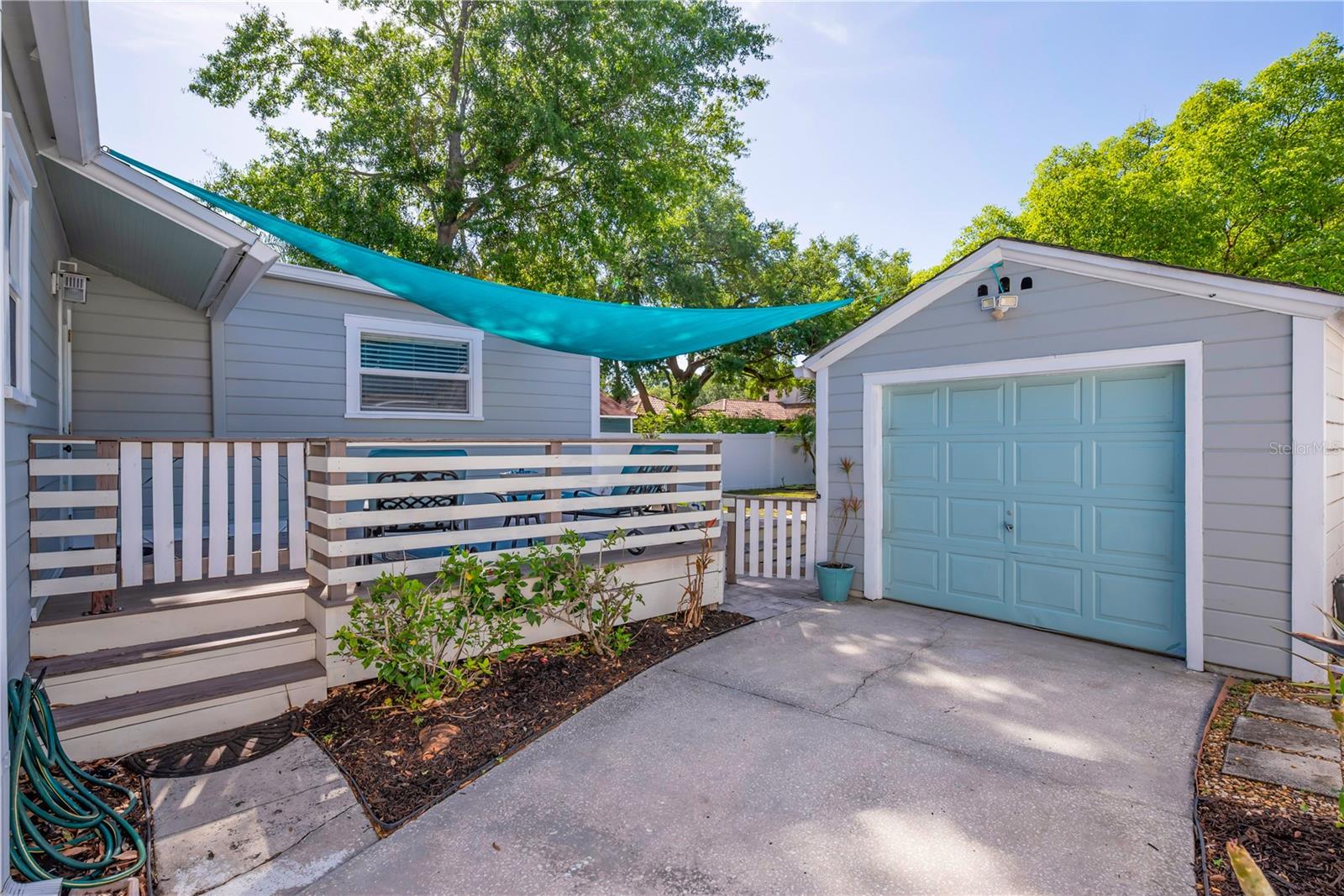 Image 23 of 24 For 812 Coral Street