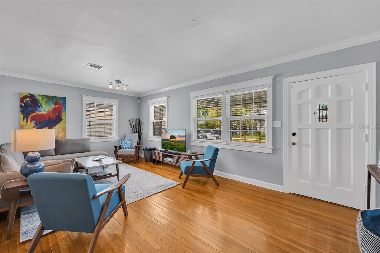 Image 5 of 24 For 812 Coral Street