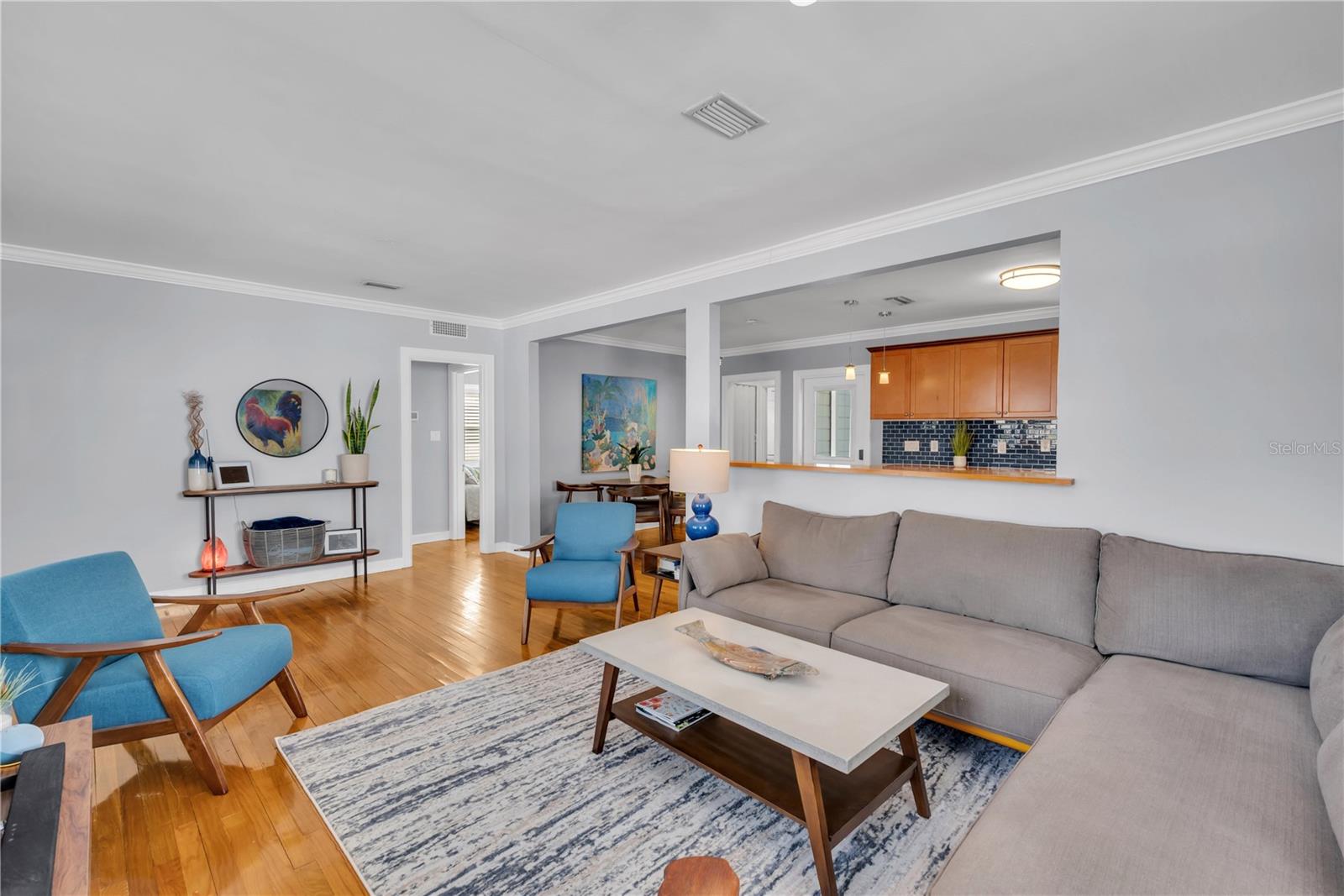 Image 6 of 24 For 812 Coral Street