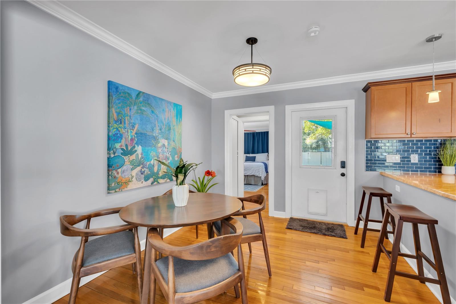 Image 7 of 24 For 812 Coral Street