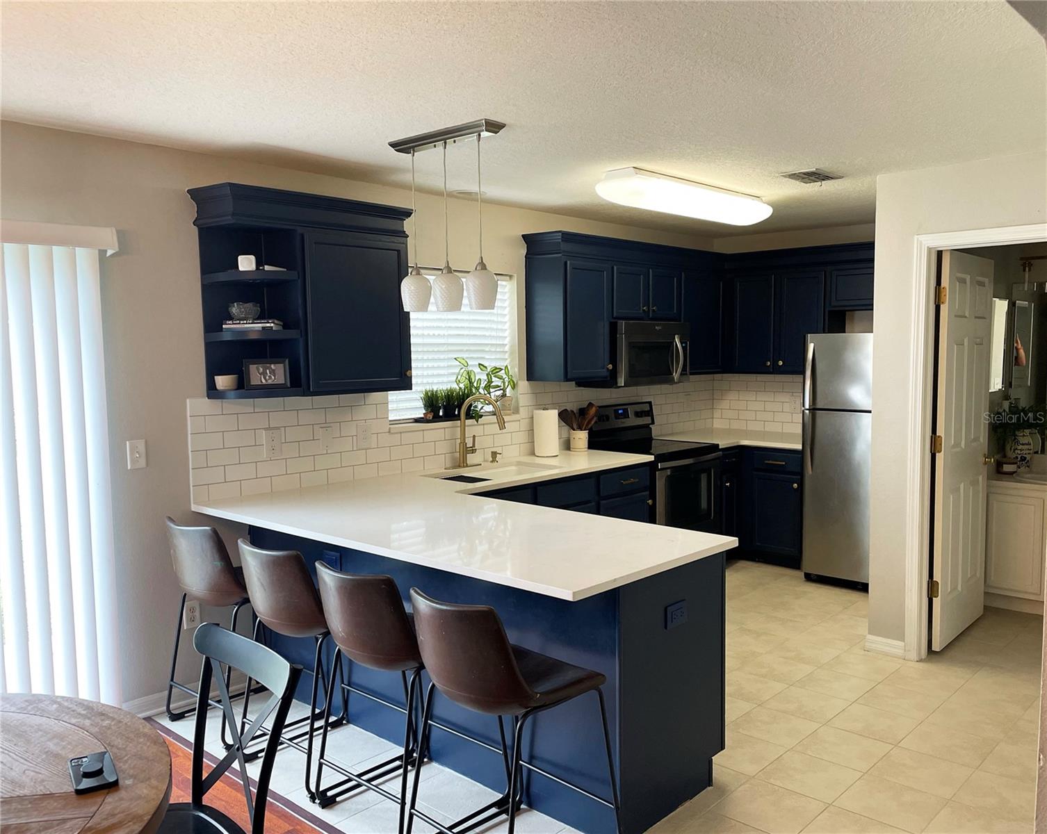 Image 11 of 34 For 109 Woodknoll Place