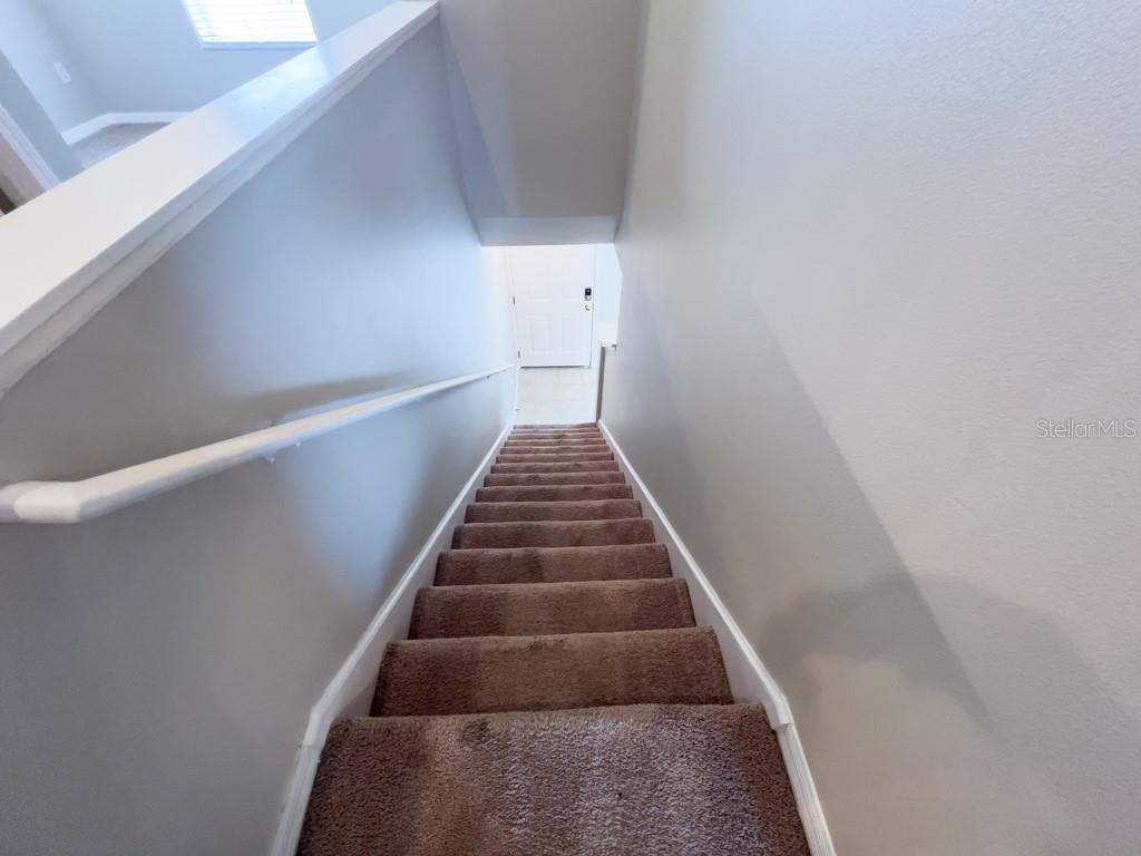 Image 19 of 34 For 109 Woodknoll Place