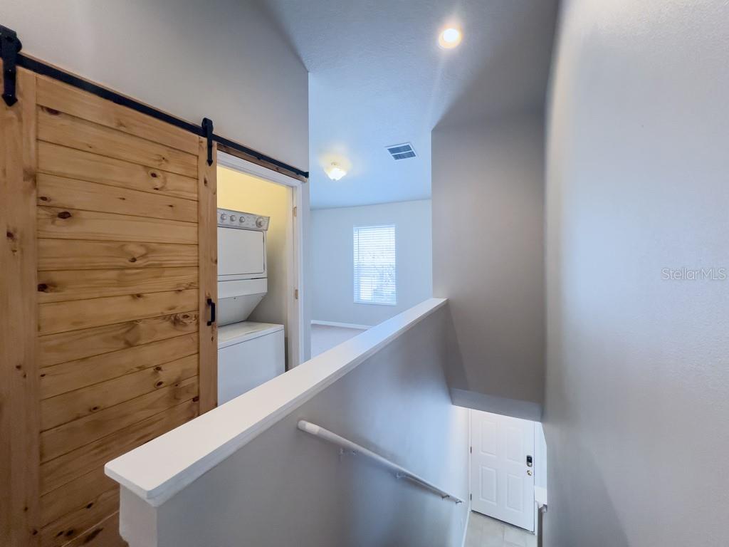 Image 20 of 34 For 109 Woodknoll Place