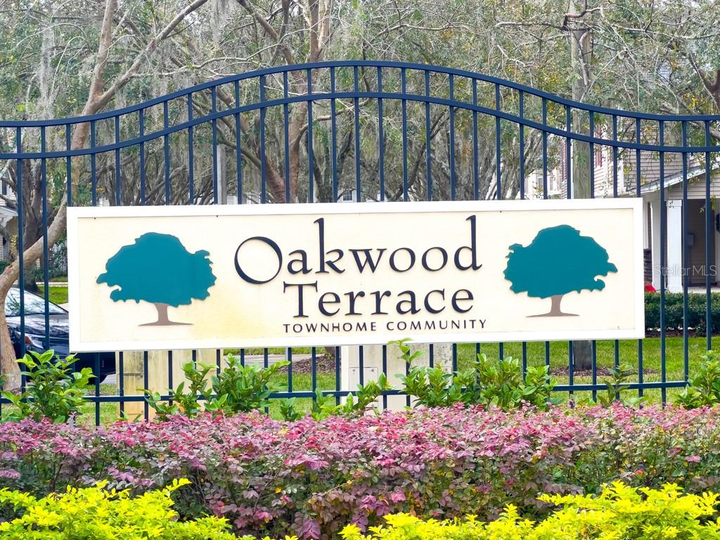 Image 30 of 34 For 109 Woodknoll Place