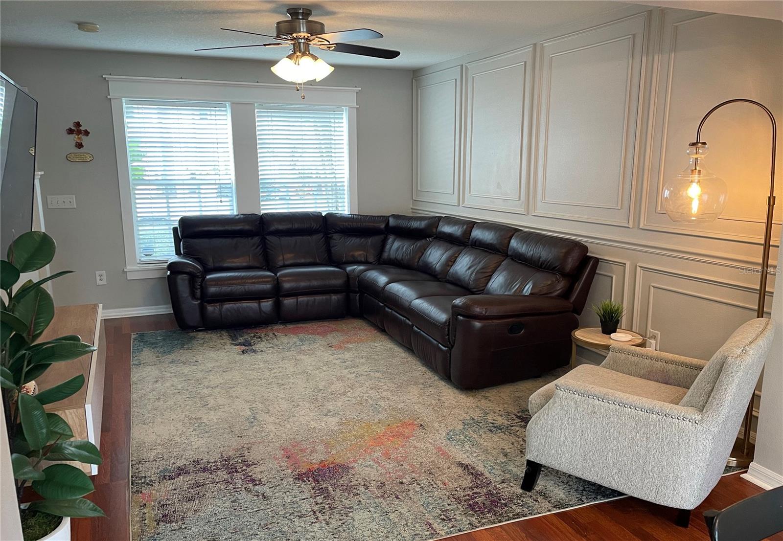 Image 5 of 34 For 109 Woodknoll Place