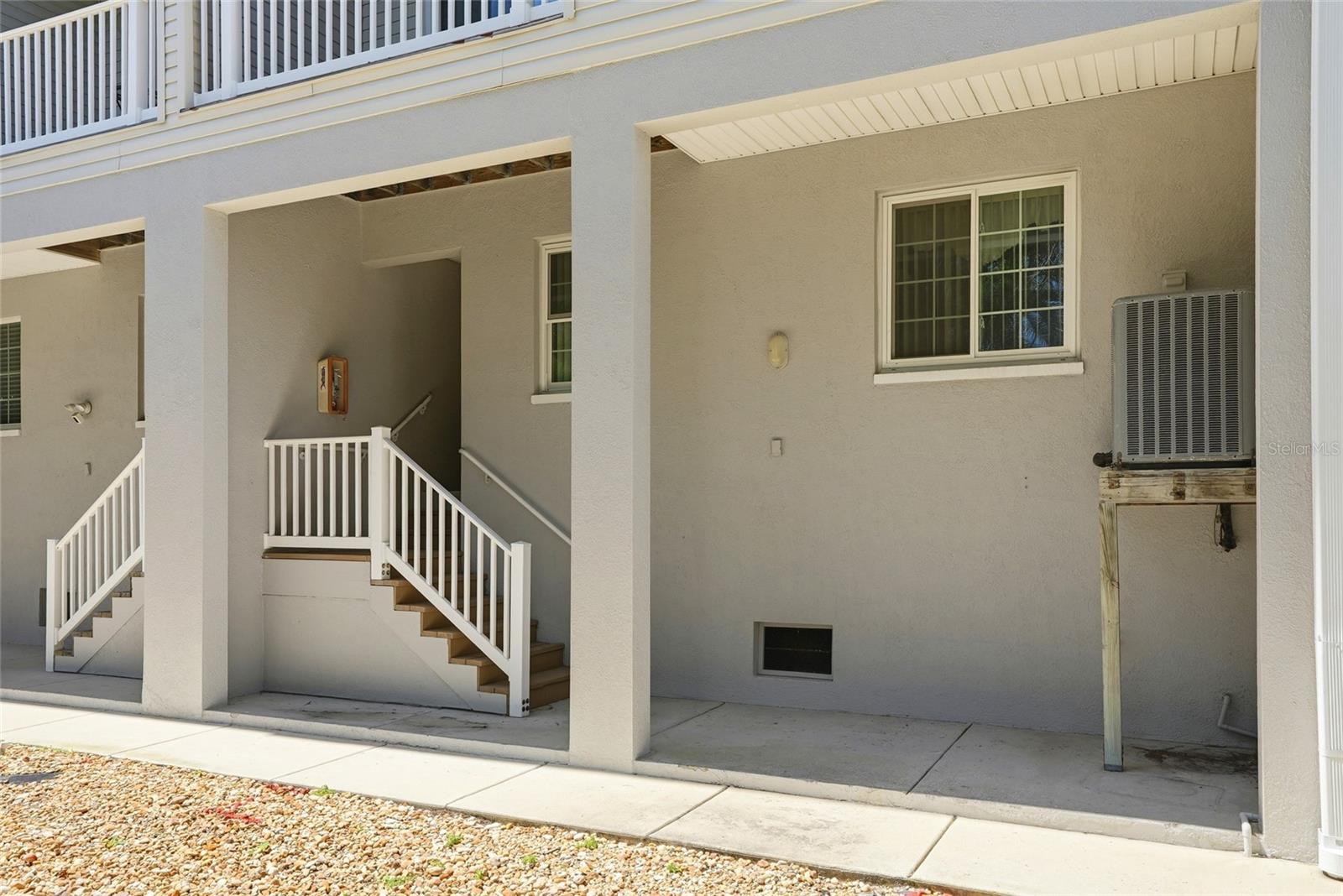 Image 27 of 45 For 15467 Gulf Boulevard 8