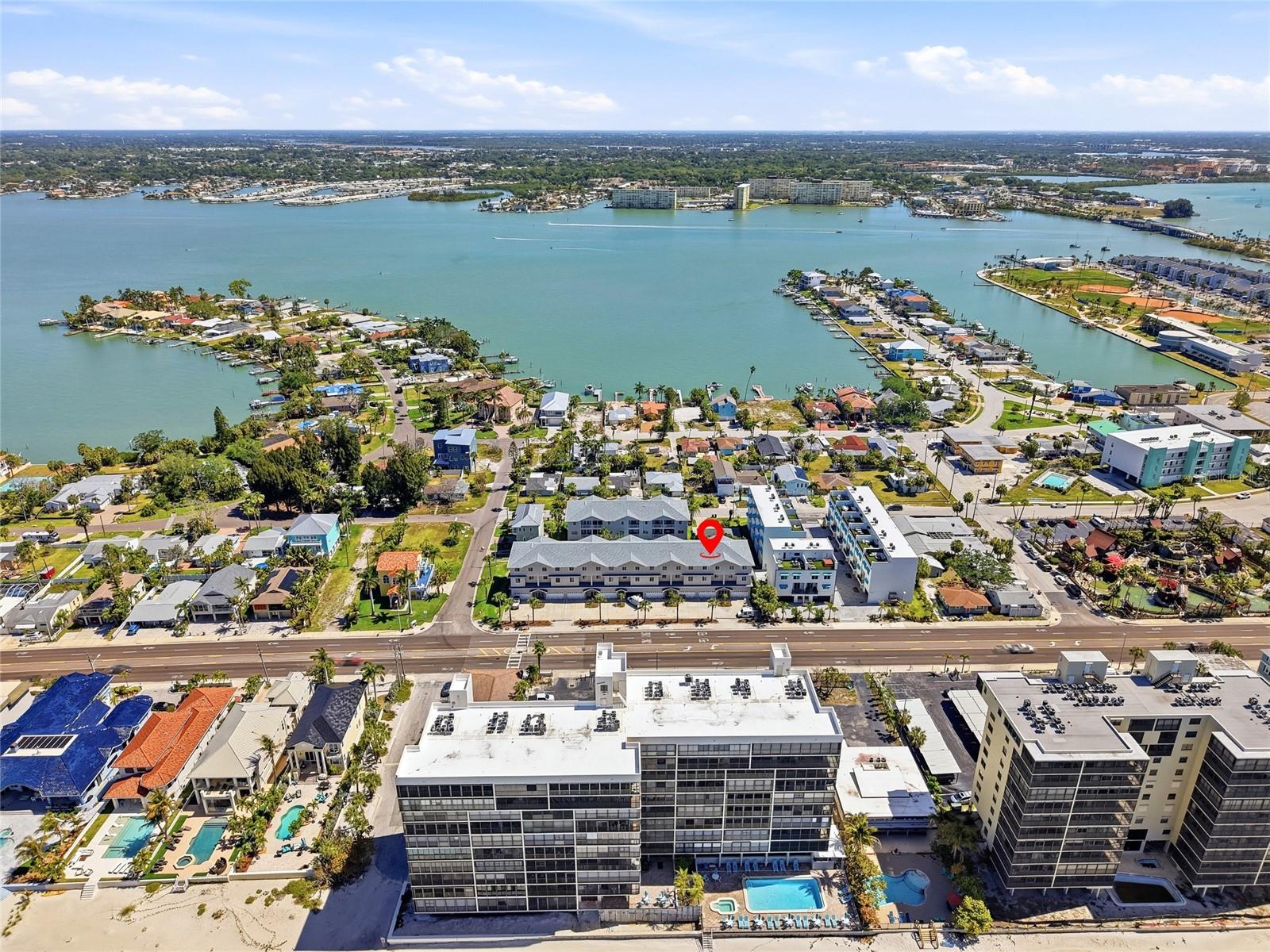 Image 30 of 45 For 15467 Gulf Boulevard 8