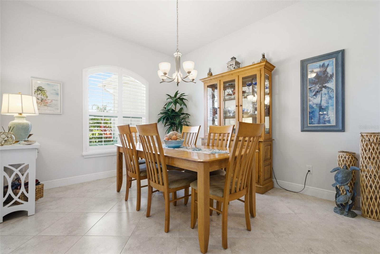 Image 20 of 35 For 3840 Cardenal Avenue