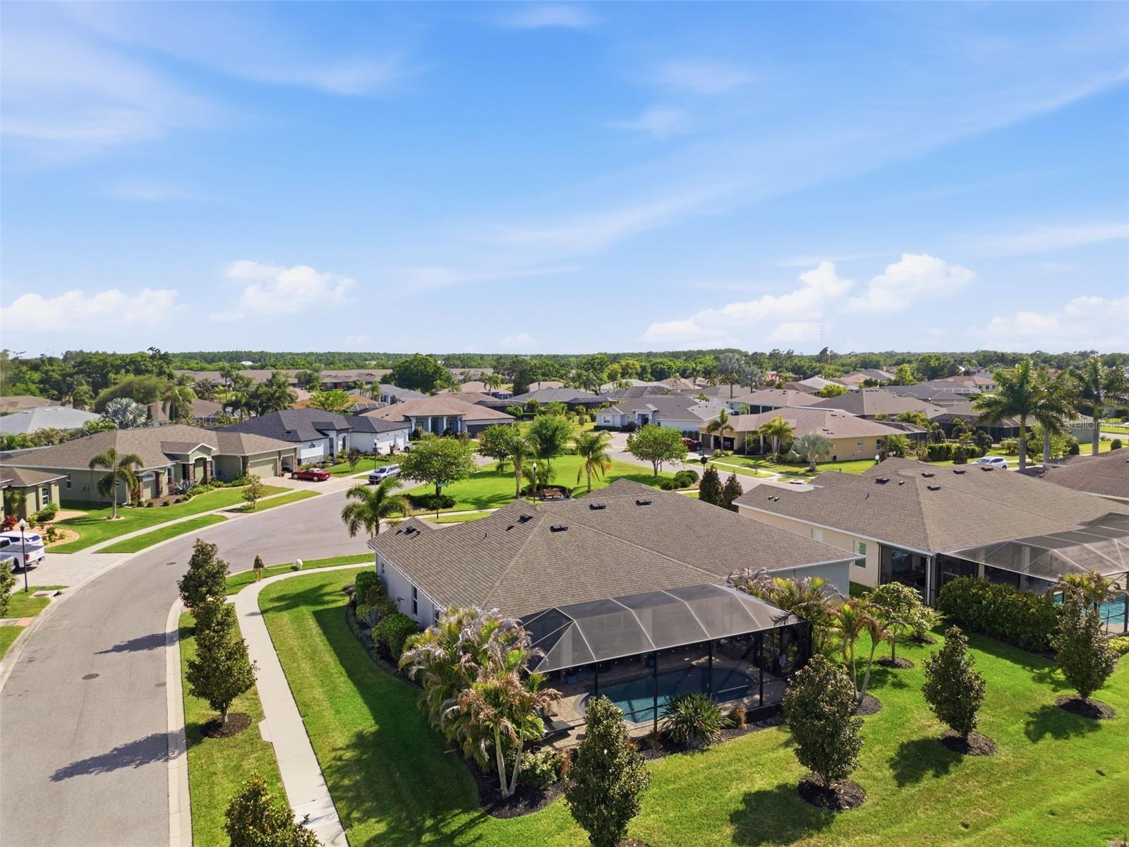 Image 32 of 35 For 3840 Cardenal Avenue