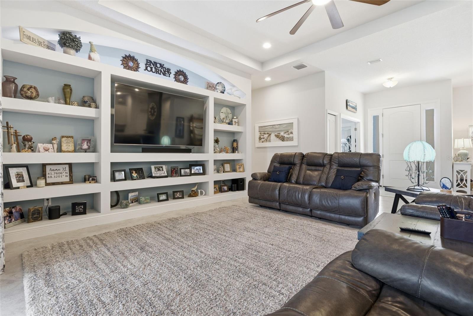 Image 9 of 35 For 3840 Cardenal Avenue