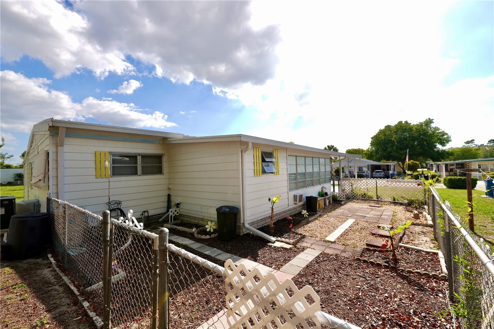 Image 3 of 30 For 7338 Thorpp Avenue