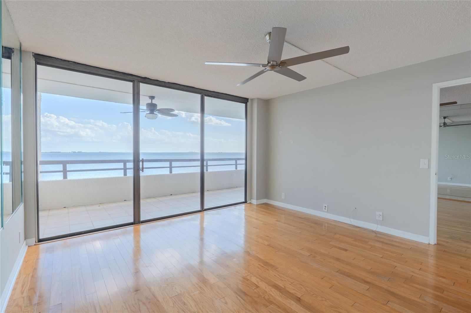 Image 10 of 54 For 5700 Mariner Street 503a