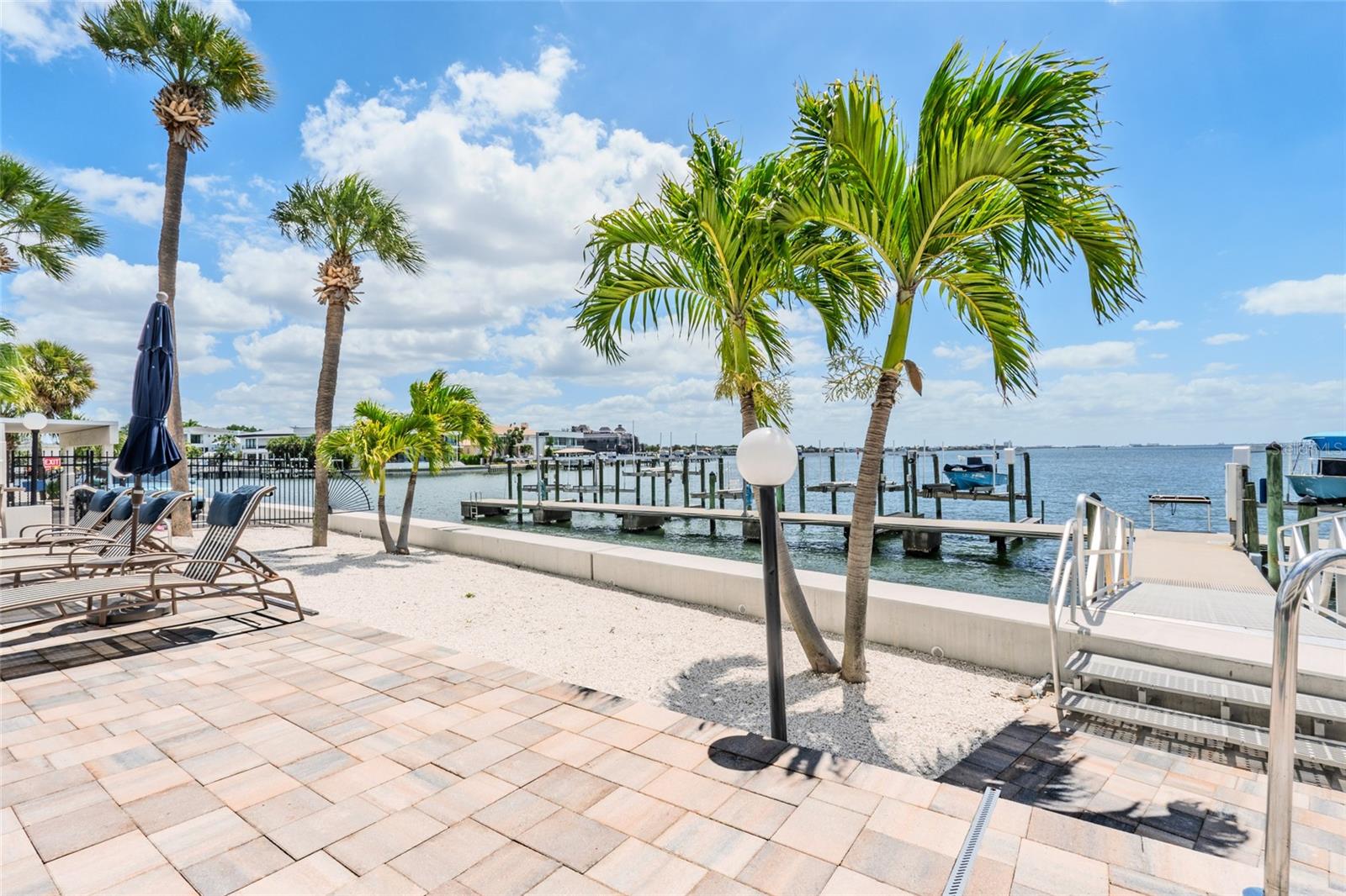 Image 16 of 54 For 5700 Mariner Street 503a