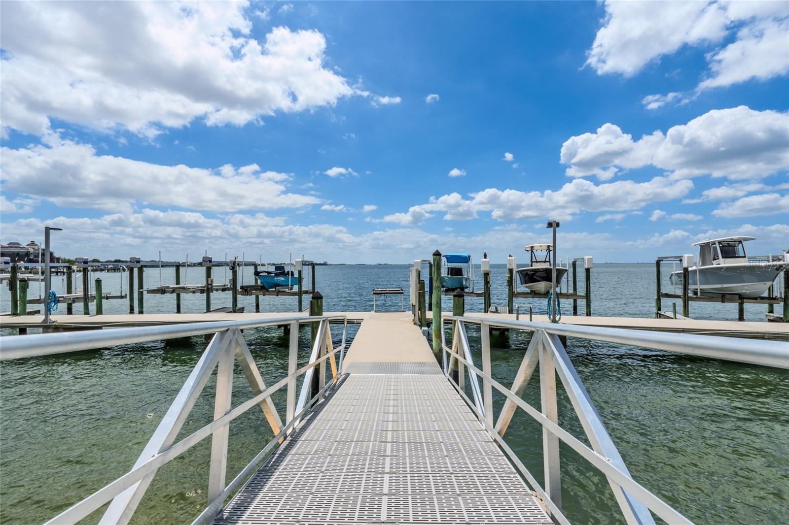 Image 20 of 54 For 5700 Mariner Street 503a