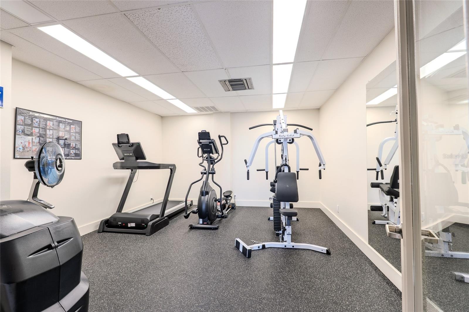 Image 36 of 54 For 5700 Mariner Street 503a