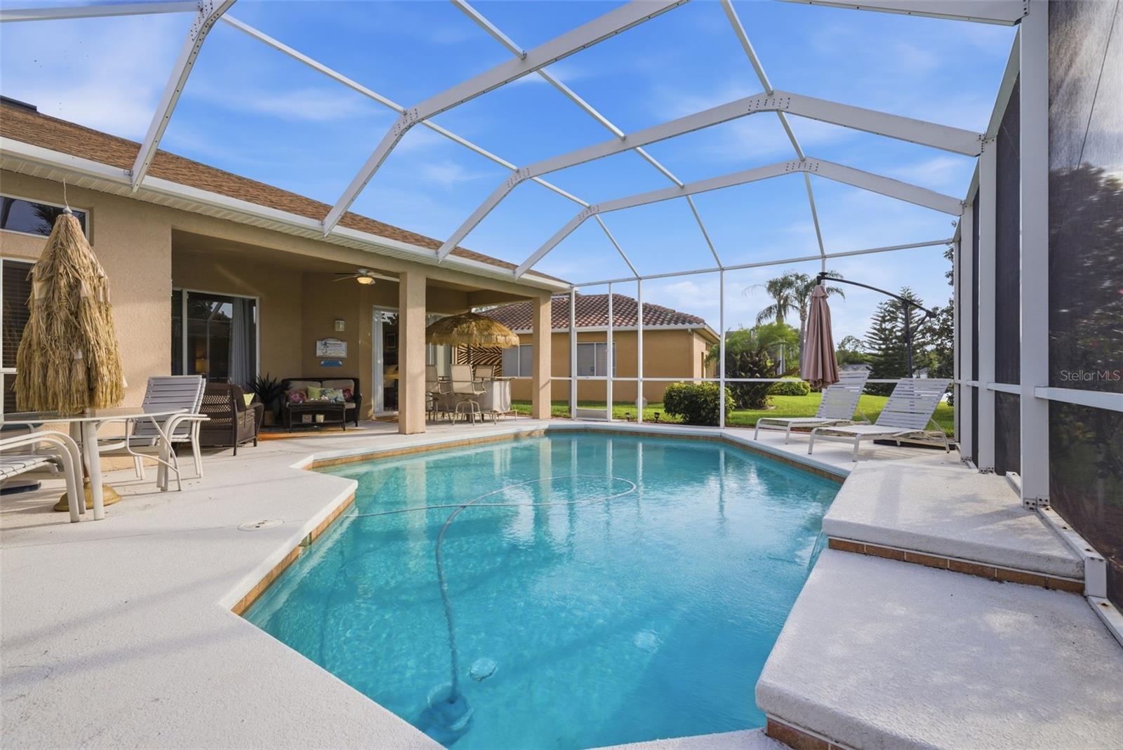 Image 15 of 38 For 3730 Gaviota Drive