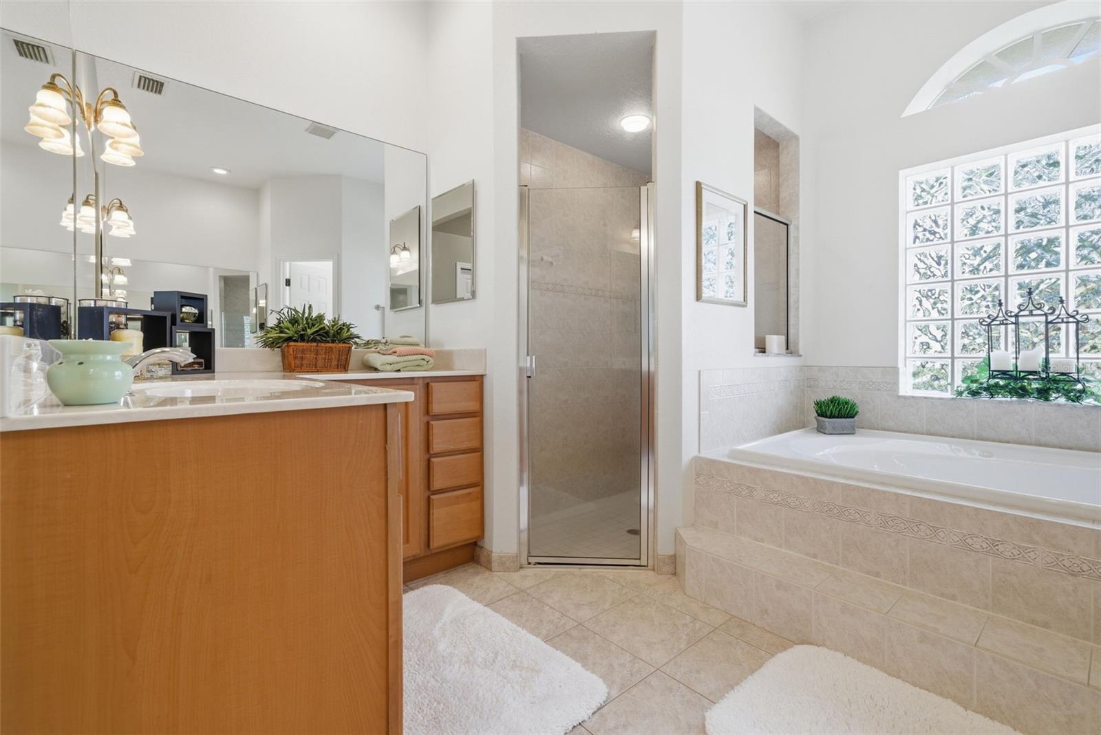 Image 20 of 38 For 3730 Gaviota Drive